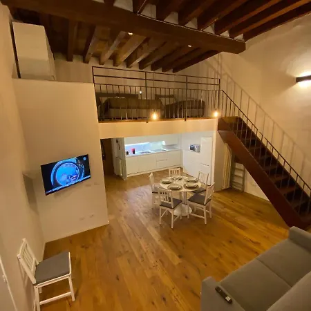 Signoria Flat 5* Centro Storico Apartment Florence