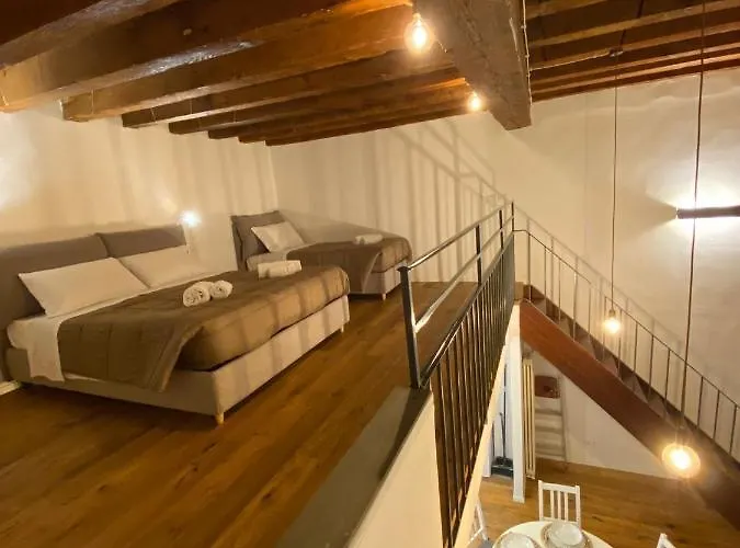 Daire Signoria Flat 5* Centro Storico Floransa